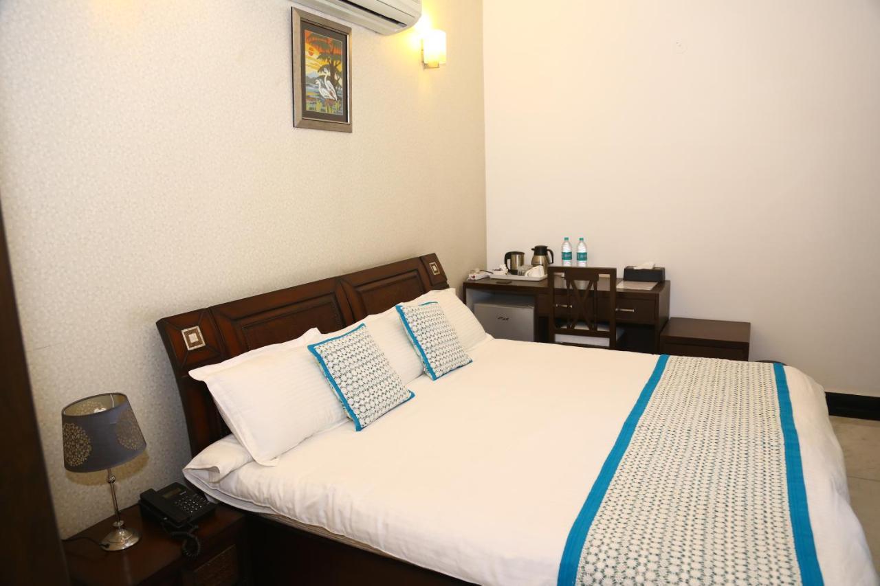 Joerose Villa Noida Exterior photo